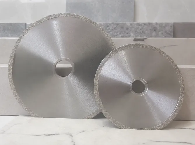 Electroplated diamond blade for porcelain and engineered ceramic tile cutting