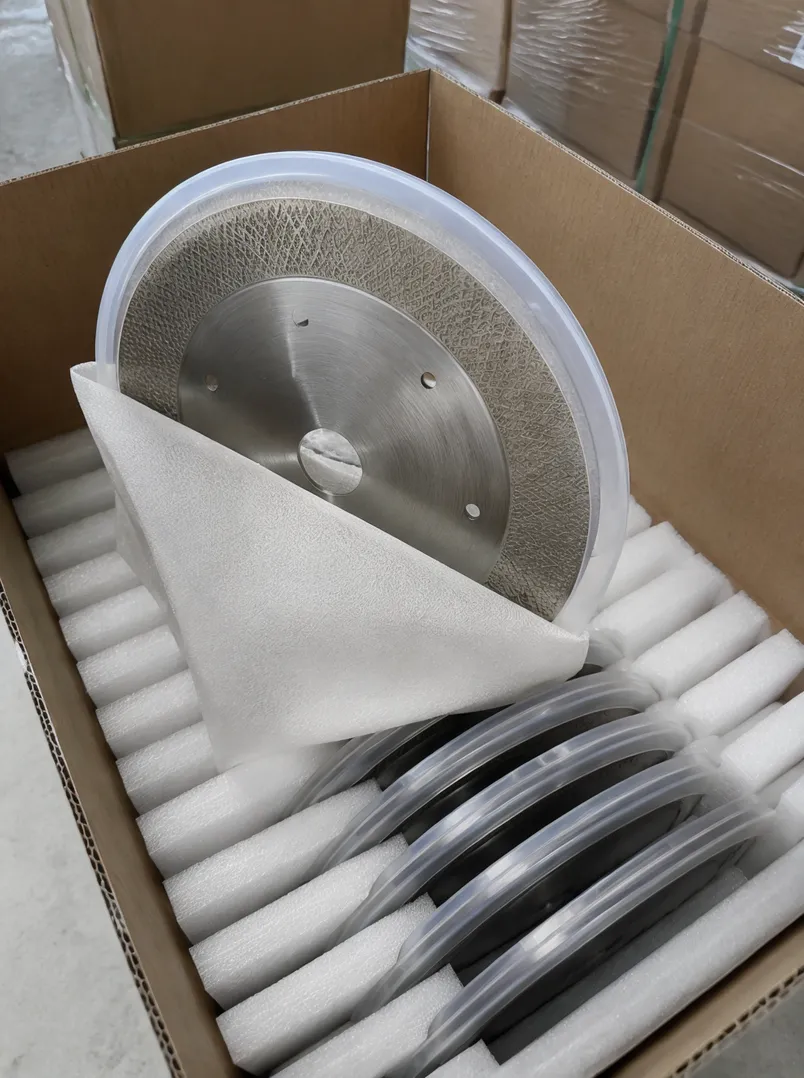 Vacuum brazed diamond blade individually wrapped in protective foam sleeve with PE rim cap