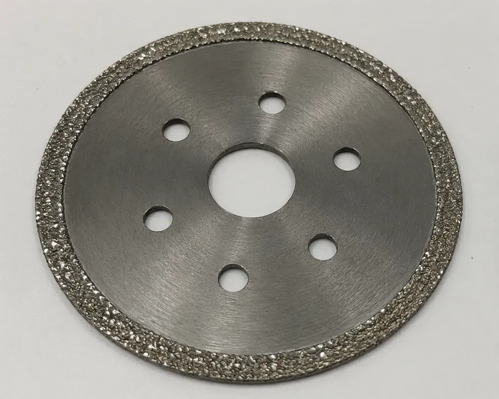 Vacuum brazed diamond blade showing fully exposed diamond crystals on steel core