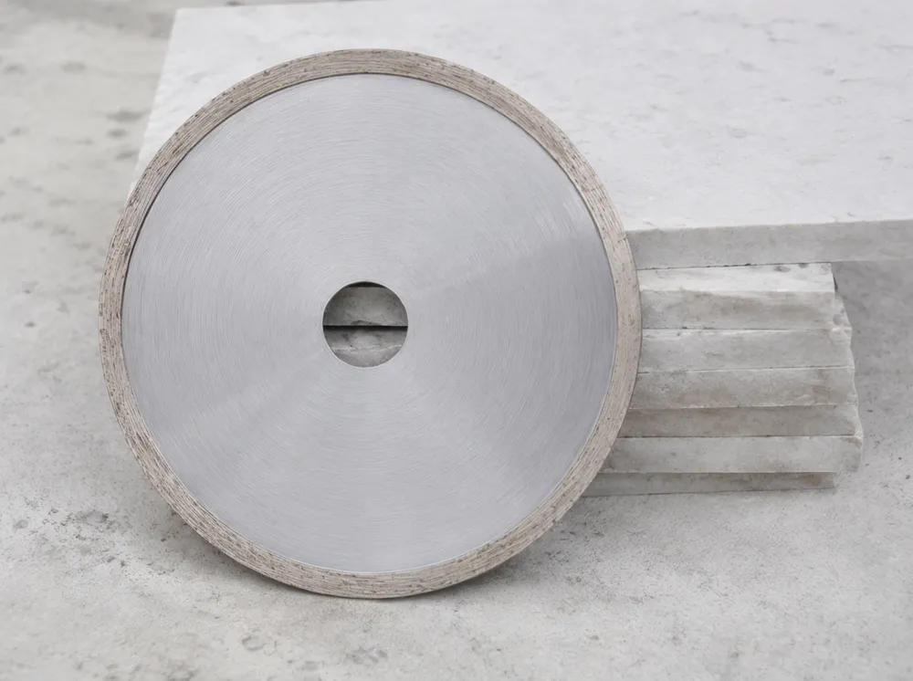 CLSEG diamond marble saw blade with continuous rim segment for chip-free cutting on soft stone