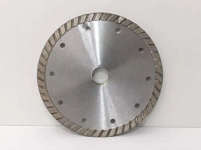 Standard hot-pressed turbo diamond saw blade for general purpose cutting