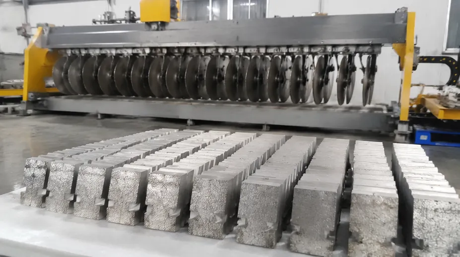 Equipment dealer supplying aftermarket gang saw segments for installed machine base
