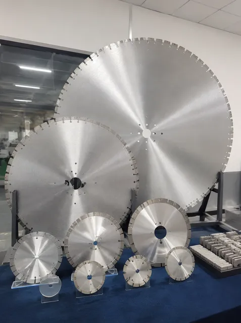 Diamond saw blade size range from 105mm angle grinder discs to large quarry gang saw segments